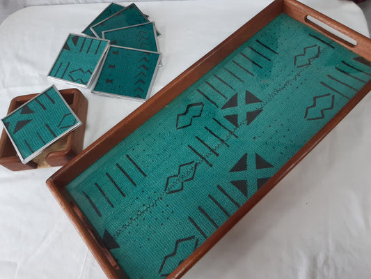 Plateau en bois avec sous-verres assortis – Motifs africains