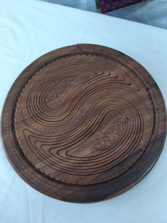 Panier pliable en bois sculpté